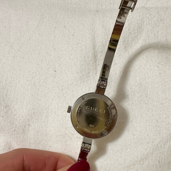 GUCCI- Ladies watch - Picture 9 of 16